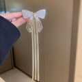 Butterfly Hair catcher with chains Clip Hollow Pearl Rhinestone Hair Grip Female Shark Clip Hair Clip Fashion Hair Ornaments for Girls & Women. 