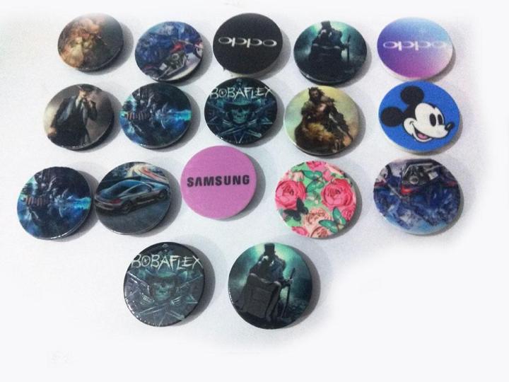 Pop%20Socket%20Universal%20For%20All%20Mobile%20Phones%20&%20Tablets%20-%20Image%205