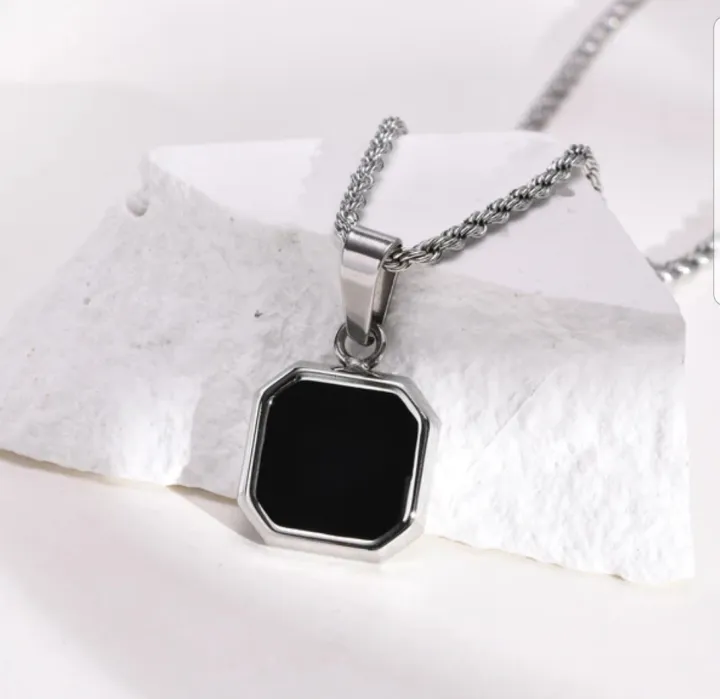"Stainless%20Steel%20Cube,%20Rectangle%20&%20Square%20Neck%20Chains:%20Modern%20Accessories%20for%20Boys%20&%20Girls%20-%20Elevate%20Your%20Style!"%20-%20Image%202