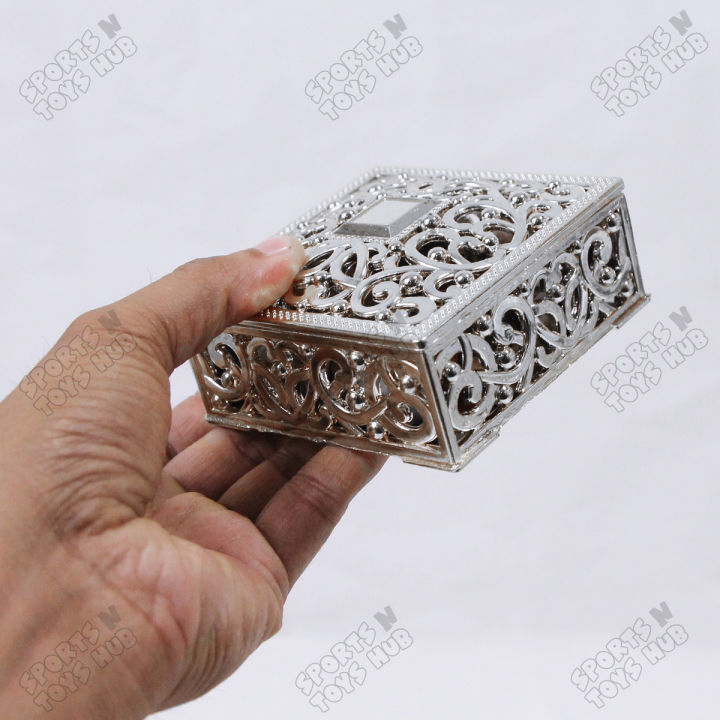 Plastic%20Hollow%20Style%20Favor%20Candy%20Plastic%20Gift%20Box%20-%20Pack%2012%20For%20Wedding%20Engagement,%20Baat%20Pakki,%20Mehendi,%20Ceremony,%20Nikkah,%20Valima,%20Party%20Favor%20Gift,%20Baby%20Shower,%20HBD%20Party%20Gift%20Box,%20Birthday,%20Gift%20Pack%20Boxes%20-%20Image%207