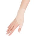 Magnetic therapy wrist brace sprained wrist tendon sheath female thin mother hand sports fitness wrist pain strain wrist brace correct beauty. 
