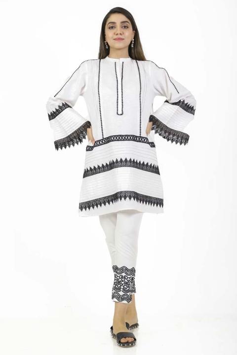 EGO%20Fall%20Collection%202019%20%20Classic%20B%20&%20W%20%20Off%20White%20Cotton%20Kurti%20For%20Women%20-%20Image%203