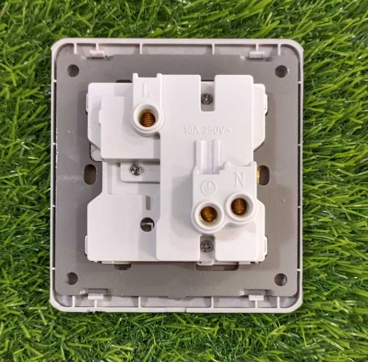 Light%20Plug%20China%20Fitting%20Switches%20+%20Sockets%20Electric%20Sheet/%20Switch%20Board-%20Metal%20Series%20-%20Image%203