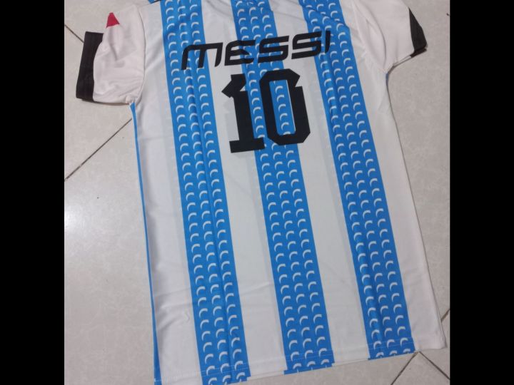 Lionel%20Messi%20Argentina%2022/23%20Jersey%20T%20Shirt%20-%20Image%202