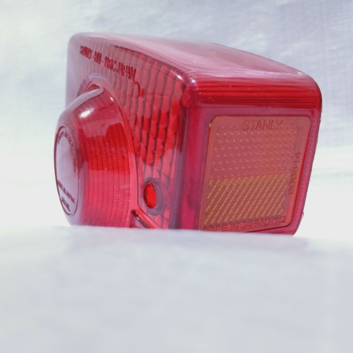 BACK%20LIGHT%20COVER%20%20HONDA%20CG125%20OLD%20MODEL%20WITH%20REFLECTOR%20-%20Image%202