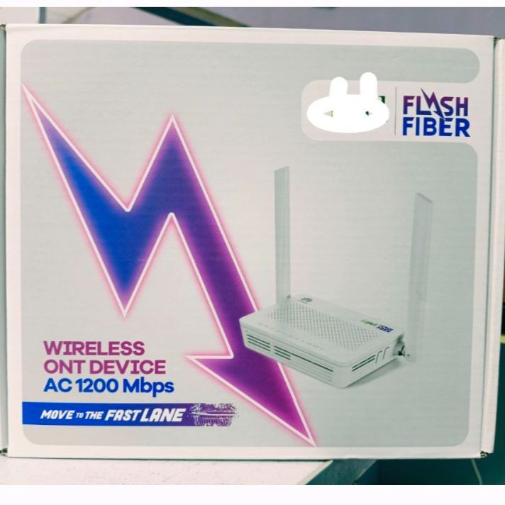 High Performance HUAWEI EchoLife EG8145V5 GPON Dual Band Wifi Router Device with 2 Ampere Adapter, Wifi 6 Technology