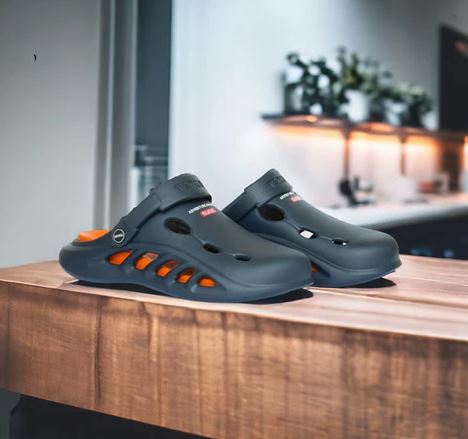 Warrior%20Clogs%20Soft,%20Comfortable,%20Durable,%20Light%20Weight%20and%20Waterproof%20For%20Mens%20-%20Image%202