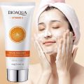 BIOAQUA Chansai Vitamin C Clear Refershing Moisturizing Cleanser BQY81846. 