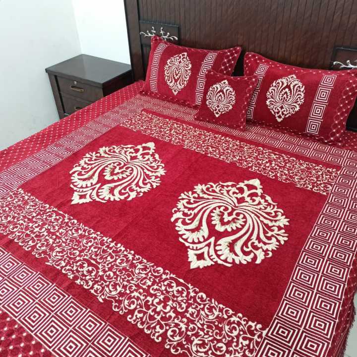 H.Mughal Tredar Velvet Jaquard Bessheet aet (4 pcs) | Velvet Bedsheet set ( 4 pcs) | Winter stuff Bedsheet