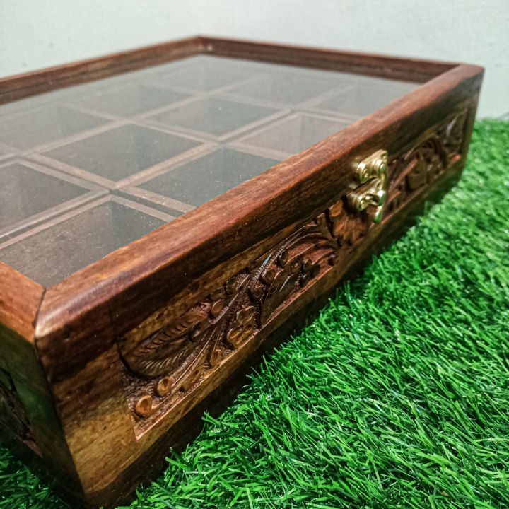 Spice%20Container%20(%20Masala%20Box%20)%20Made%20of%20Pure%20Rose%20Wood%20with%20Hand%20Carving%20Having%2012%20removable%20boxes%20with%20capacity%20of%20over%20100%20Gram%20(Powder%20Spices)%C2%A0with%C2%A0Glass%C2%A0Lid%20and%20one%20Spoon%20-%20Image%204