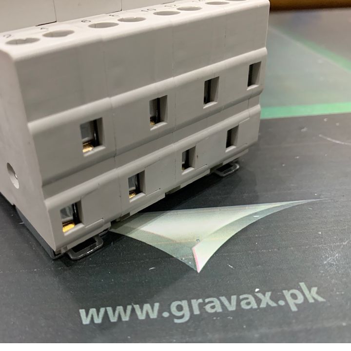 Changeover%20breaker%204%20pole%20l%20o%20l%2063A%203%20position%20-%20Image%206