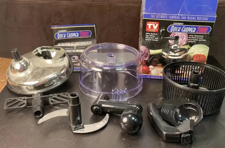 Openi%20-%20%20Quick%20Chopper%20Vegetable%20-%201.25%20L%20Large%20Capacity%20-%20Kachomer%20Salad%20Machine%20-%20Manual%20Food%20Chopper%20With%203%20Curved%20Stainless%20Steel%20Blades%20-%20Handheld%20Vegetable%20Chopper/Mincer/Mixer/Blender%20-%20Image%204