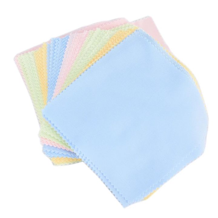 Micro%20Fibre%20Cleaner%20Cloth%20For%20Glasses%20Phones%20Tablets%20-%20Image%203