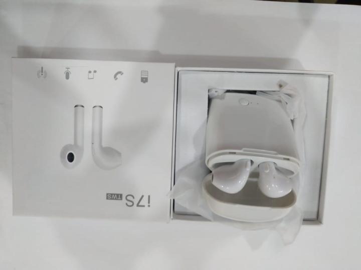 TWS%20i7S%20Bleutooth%20Earphone%20-%20Image%204