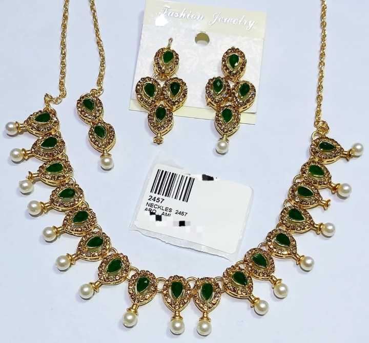 New Stylish Necklace set