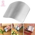 Anti-cut Finger Protector Stainless Steel Finger Guard Safe Vegetable Cutter Hand Guard Tool for Kitchen Cut Finger Protector Gadget Multifunctional Finger Guard. 