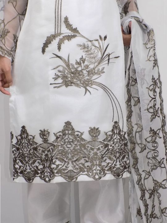 Organza%20white%203%20Pieces%20Embroidered%20Stitch%20Ladies%20Suit%20Ready%20to%20Wear%20for%20Girls%20and%20Women%20-%20Image%203
