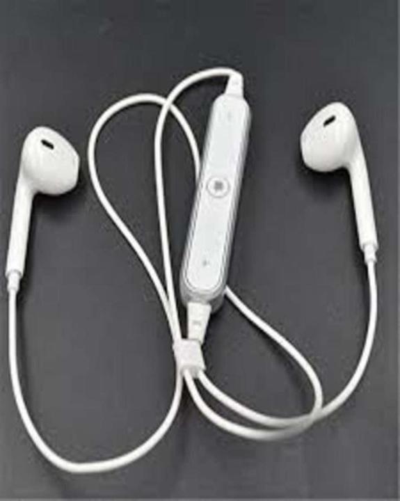 Wireless%20Bluetooth%20Stereo%20Headphones%20-%20Image%203