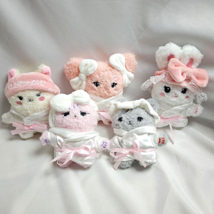 GIDLE  Doll Tian Xiaojuan Quan Zhaoyan   Zhao Meiyan   Song Yuqi MINNIE Keychain Plush Doll