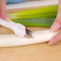 New kitchen Slicers utensils Onion Slicer Cutting Aid Holder Guide Slicing Safe Fork Onion Cooking Accessorie-White. 