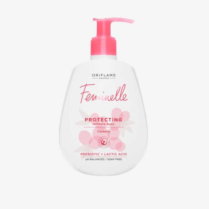 Protecting Intimate Wash In Cranberry