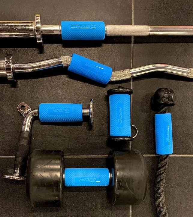 Fat%20Grips%20for%20Barbell%20and%20dumbell,%20Hustlers%20Only%20Fat%20barbell%20grips,%20Thick%20Bar%20Fat%20grip%20for%20Bicep%20Curls,%20triceps%20bodybuilding%20gym%20-%20Image%204