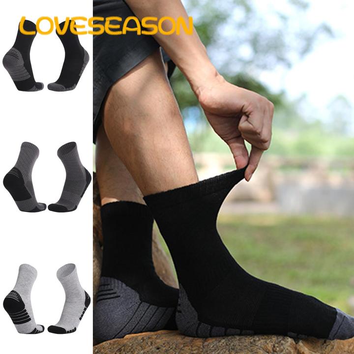 Wool Socks Men's Thermal Hiking Socks Thick Warm Moisture-wicking Winter Socks for Outdoor Activities