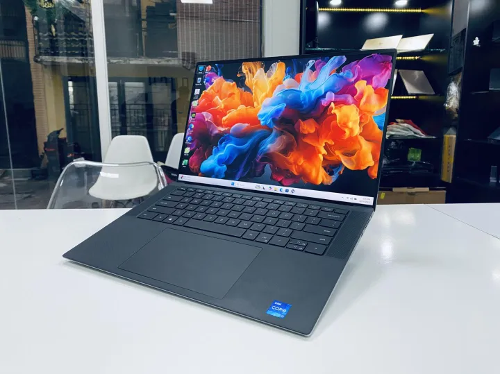 Dell%20Precision%205560%20-%20Intel%20Core%20i9%2011th%20Generation%20-%2032GB%20RAM%20-%20512GB%20NVMe%20-%20RTX%20A2000%204GB%20Graphic%20-%20Touchscreen%204k%20Workstation%20-%20Gaming%20-%20Laptop%20-%20Image%205