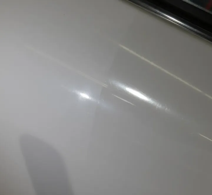 SOFT99%20white%20super%20wax%202kg%20Japanese%20Crude%20Wax:%20A%20Powerful%20Restorer,%20car%20wax,%20car%20polish,%20paint%20restoration,%20scratch%20removal,%20car%20detailing,%20auto%20detailing,%20car%20care,%20car%20maintenance%20-%20Image%204