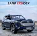 DieCast Toyota Land Cruiser SUV Models Cars Pull Back With Light Sound Multicolor. 
