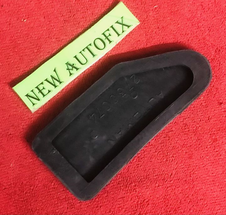 Suzuki%20Alto%201000%20cc%20accelerator%20pedal%20rubber%2001%20PC%20-%20Image%202