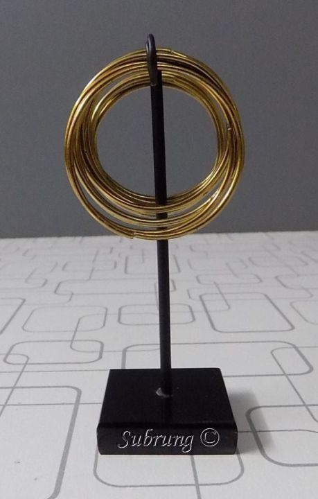 Eid%20Is%20Here-%20%20Metalic%20Bangles%20-%20Chorian-%20In%204.25%20cm%20%20-%201%20Doozen%20In%20A%20Packet-%20For%20Cute%20Small%20Hands%20-%20Image%203