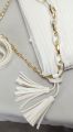 Ladies Bags, white purse golden chain design for women tote bags. 