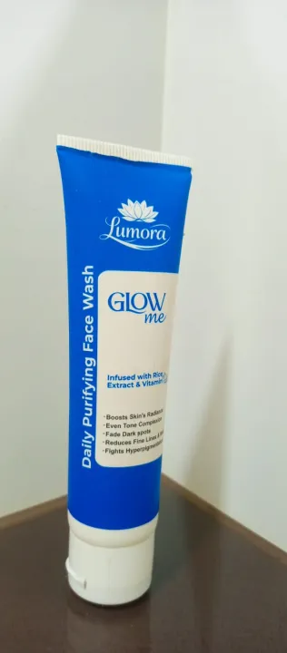 Lumora%20Glowy%20Face%20Wash%20-%20Image%202