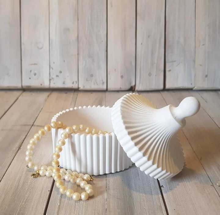 Plaster%20of%20Paris%20-%20Fine%20Casting%20and%20Modelling%20Plaster%20(1kg%20Tub)(2kg%20Tub)(5kg%20Tub)%20-%20Image%209