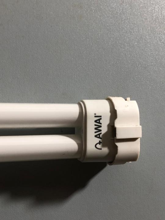 TUBE%20LIGHT/%20FLORECENT%20BULB%20GRIP%20-%20Image%204