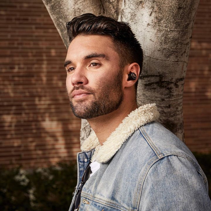 Klipsch%20T5%20True%20Wireless%20Headphones,%20Silver,%201067567,%20Small%20-%20Image%203