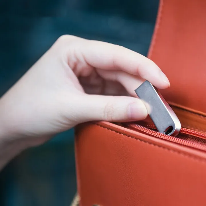 Ultra%20Luxe%2016/32/64GB%20Ultra%20Luxe%20High%20Speed%203.1%20Flash%20Memory%20Stick%20USB%20Drive,%20Speed%20Up%20to%20150MB/s%20-%206%20Months%20WARRANTY%20-%20Image%203