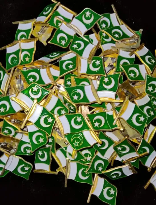 Pakistan%20Flag%20Metal%20Badge%20100%20pieces%20%7C%20Lapel%20Pin%20%7C%20Badge%20For%20Pakistani%20%7C%2014%20August%20Badge%20-%20Image%204
