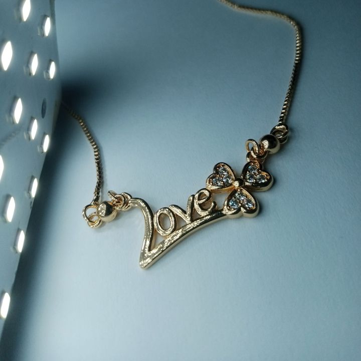 Elegant%20"Love"%20Texted%20Necklace%20for%20girls%20and%20women%20-%20Express%20Your%20Affection.%20Fashion.%20Jewelry.%20-%20Image%205