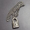 Hot! Original NANA with Nanjing lock necklace non-unlockable matte fog sand male punk R lock vintage necklace couple. 