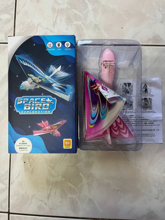 High%20quality%20Ultimate%20Outdoor%20Fun%20Space%20Bird%20Toys:%20Electric%20Hand-Thrown%20Flying%20Bird%20Toy%20with%20USB%20Charging%20-%20Stunt%20Glowing%20Flapper%20for%20Space%20Adventures!%20-%20Image%208