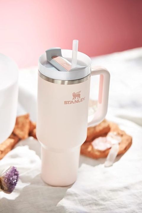 Stanley Quencher H2.0 FlowState Stainless Steel Vacuum Insulated Tumbler with Lid and Straw for Water, Iced Tea or Coffee