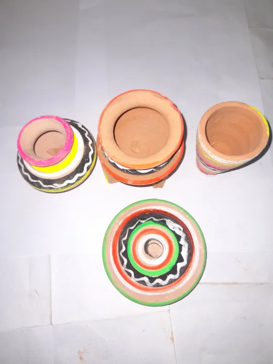 Clay%20Pots%20Kitchen%20Set%20(large)%20%7C%20Set%20of%205%20Pcs%20%7C%20Kids%20Play%20&%20Home%20Decor%20%7C%20Clay%20Crockery%20Pots%20%7C%20Earthen%20Crockery%20Pots%20%7C%20Terracotta%20Crockery%20Pots%20-%20Image%203