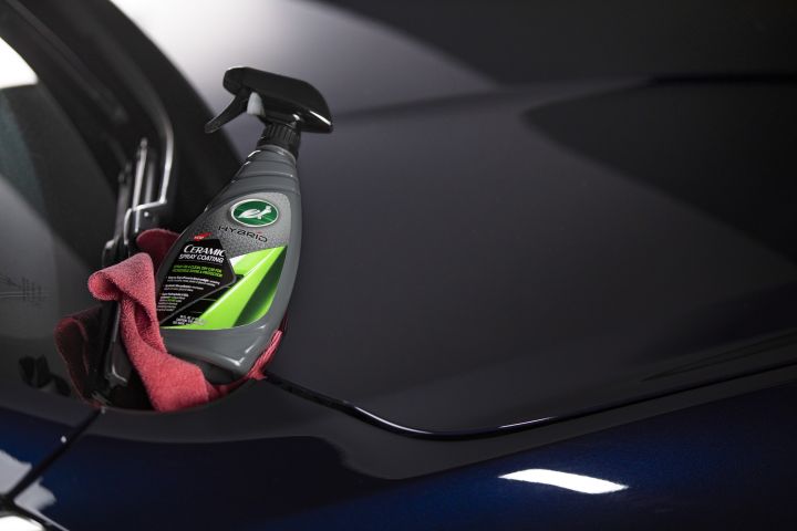 TURTLE%20WAX%20HYBRID%20SOLUTIONS%20CERAMIC%20SPRAY%20COATING%20-%20473%20ML%20-%20Image%205