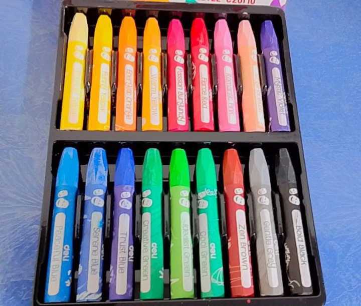 Deli%2018%20Colors%20Crayon%20Set%20%E2%80%93%20Non-Toxic%20&%20Smooth%20Coloring%20Crayons%20for%20Kids%20-%20Image%203