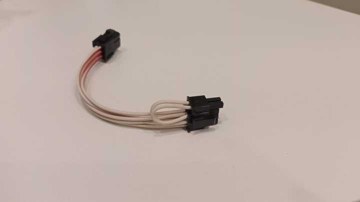 6%20pin%20to%208%20pin%20PCI%20Express%20GPU%20Adapter%20Cable%20-%20Image%207
