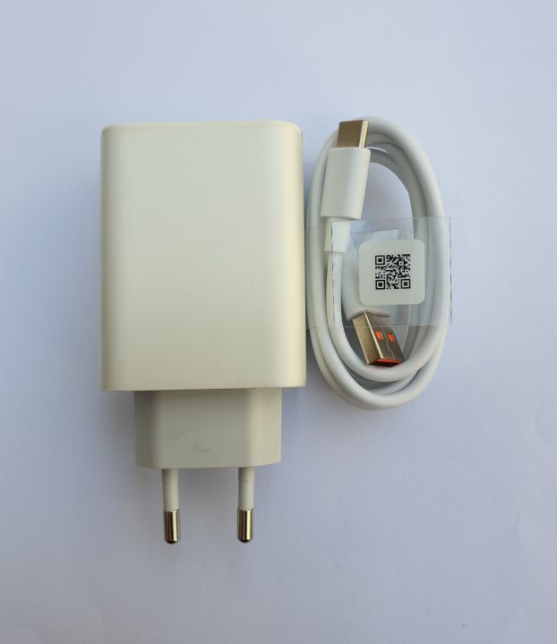 Infinix%20Original%2045W%20Fast%20Charger%20-%2045W%20Genuine%20PD%20Charger%20with%20Adjustable%20Output,%20Compatible%20with%20Infinix%20Devices%20-%20Image%203