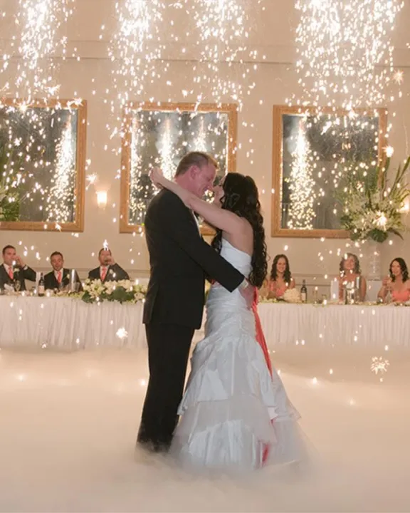 Electric%20Anaar%20Fountains%20Indoor%20fire%20work%20for%20wedding%20or%20Bridal%20Shower%20or%20any%20party%20-%20Image%203