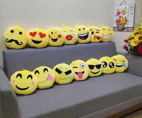 CH%20Smiley%20Emoji%20Face%20Cushion%20Round%20With%20Filling%20(12%20Inches)%20-%20Image%202